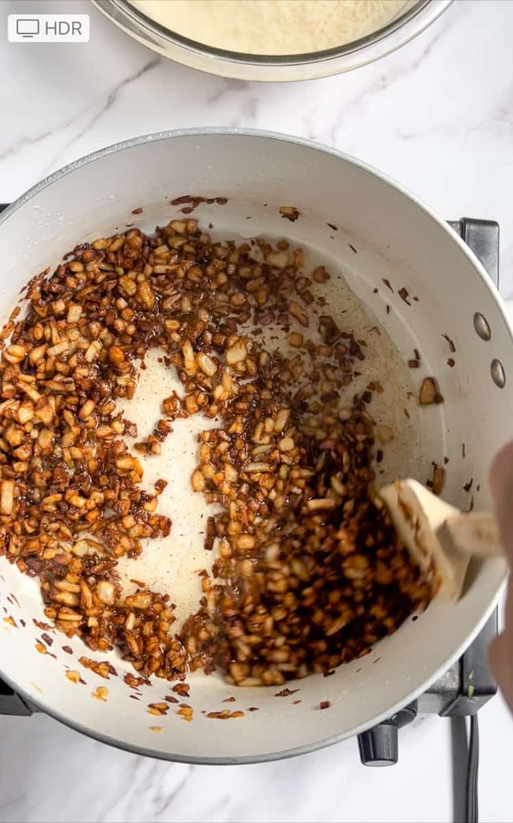 diced caramelized onions for chicken pulao